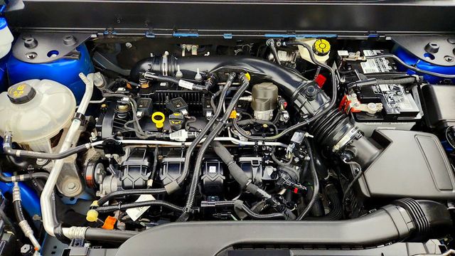 2022 Ford Maverick LARIAT FWD SuperCrew w/ Lariat Lux Pkg, 2.0L EcoBoost & Moonroof - 23089194 - 25