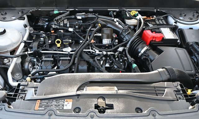 2022 Ford Maverick XL FWD SuperCrew - 23036573 - 17