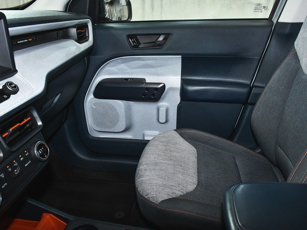 2022 Ford Maverick XLT photo 40