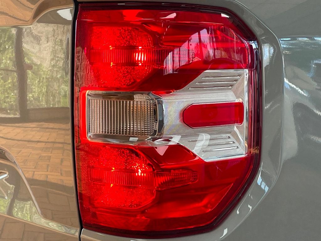 2022 Ford Maverick XLT photo 15