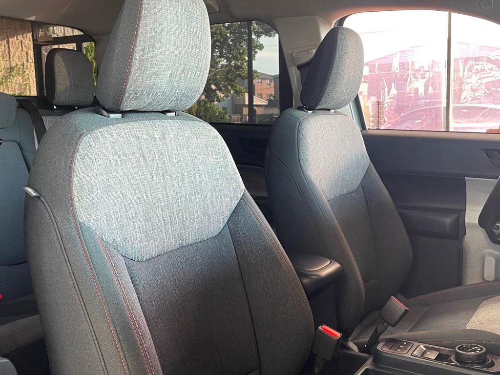 2022 Ford Maverick XLT photo 29