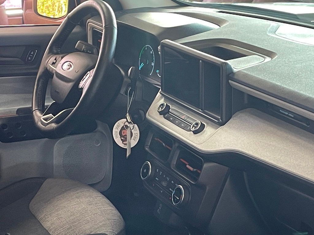 2022 Ford Maverick XLT photo 30