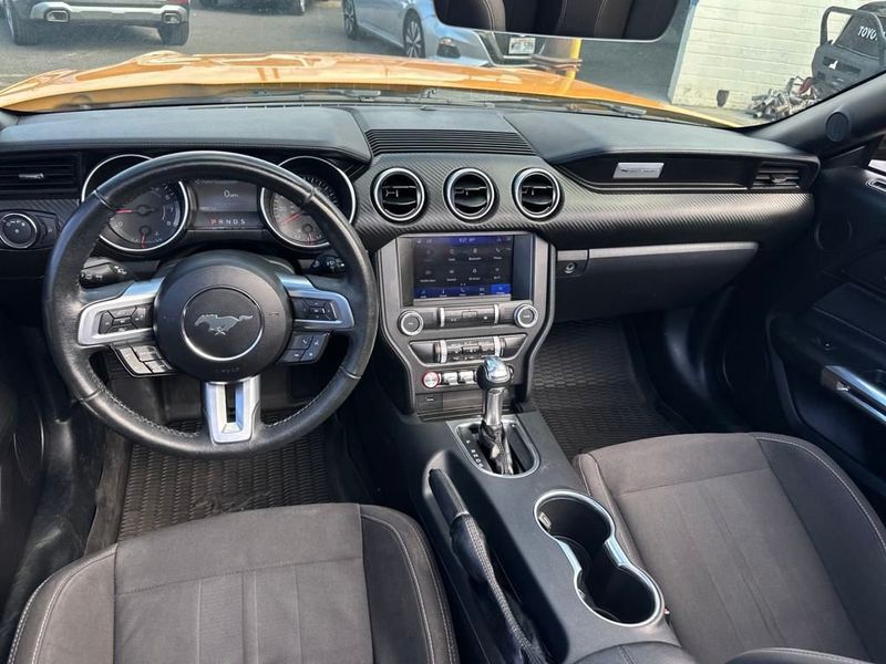 2022 Ford Mustang EcoBoost Convertible photo 12