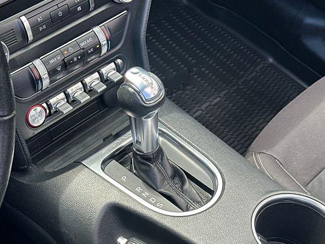 2022 Ford Mustang EcoBoost Convertible - 22927181 - 18