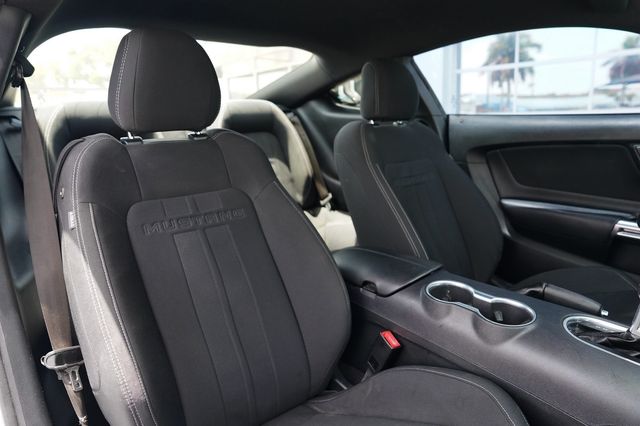 2022 Ford Mustang EcoBoost Fastback - 23047994 - 16