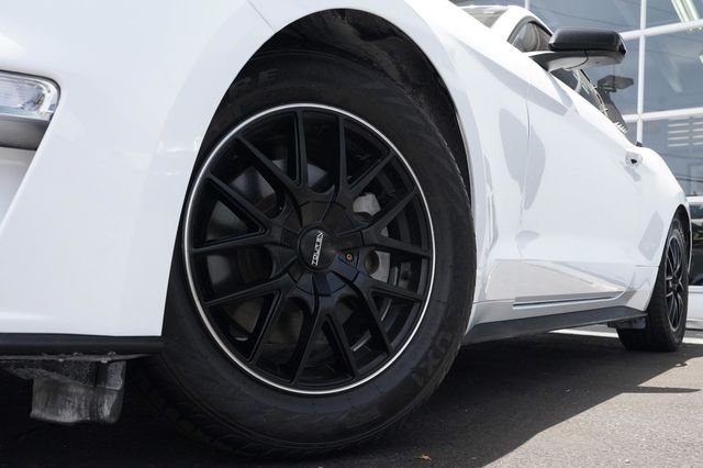 2022 Ford Mustang EcoBoost Fastback - 23047994 - 25