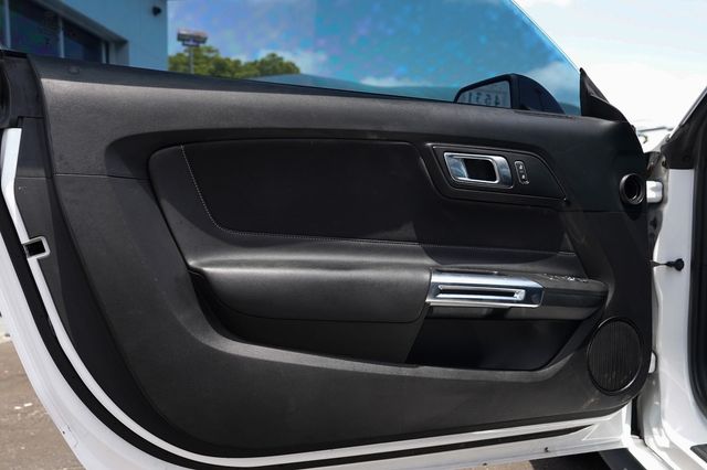 2022 Ford Mustang EcoBoost Fastback - 23047994 - 34