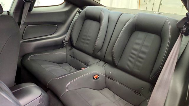 2022 Ford Mustang EcoBoost Fastback with Equipment Group 101A - 22978803 - 20