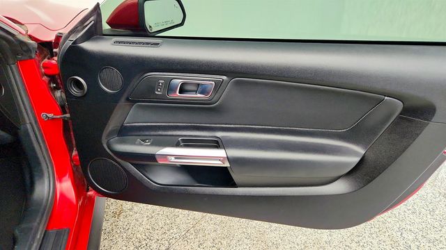 2022 Ford Mustang EcoBoost Fastback with Equipment Group 101A - 22978803 - 24