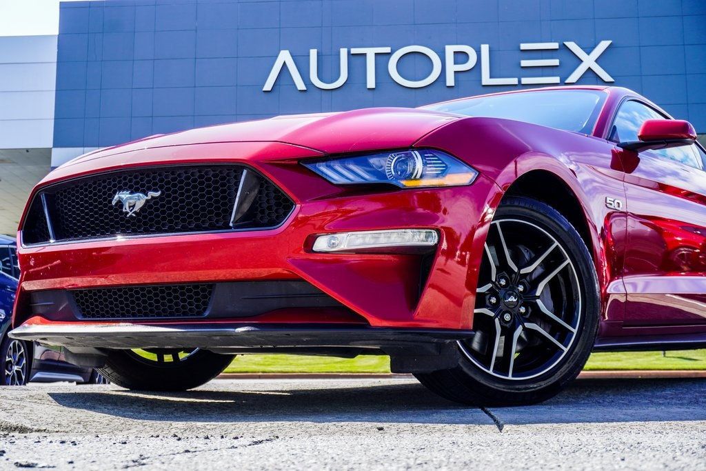 2022 Ford Mustang GT photo 2