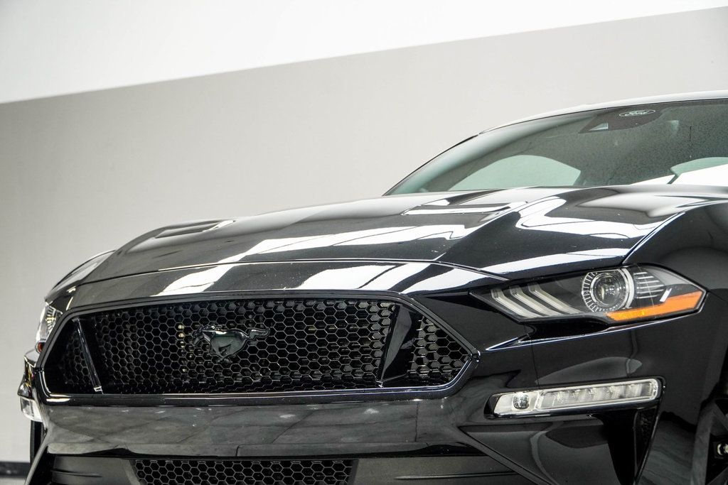 2022 Ford Mustang GT Premium photo 2