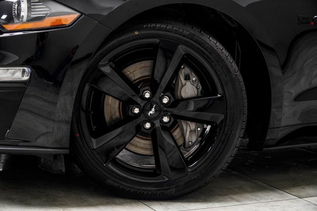 2022 Ford Mustang GT Premium photo 3
