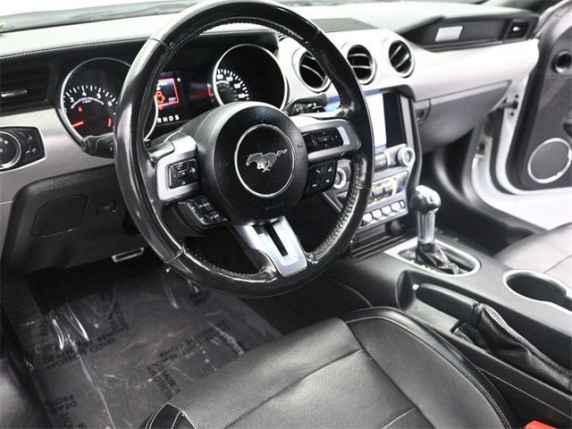 2022 Ford Mustang GT Premium photo 4