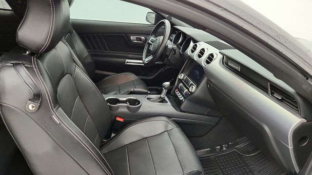 2022 Ford Mustang GT Premium Fastback w/ Black Accent + Safe & Smart Packages - 22944178 - 23