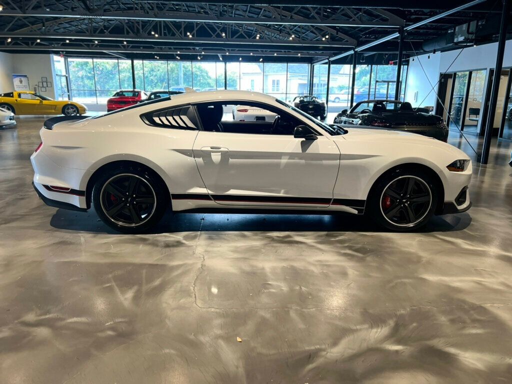 2022 Ford Mustang Mach 1 photo 6