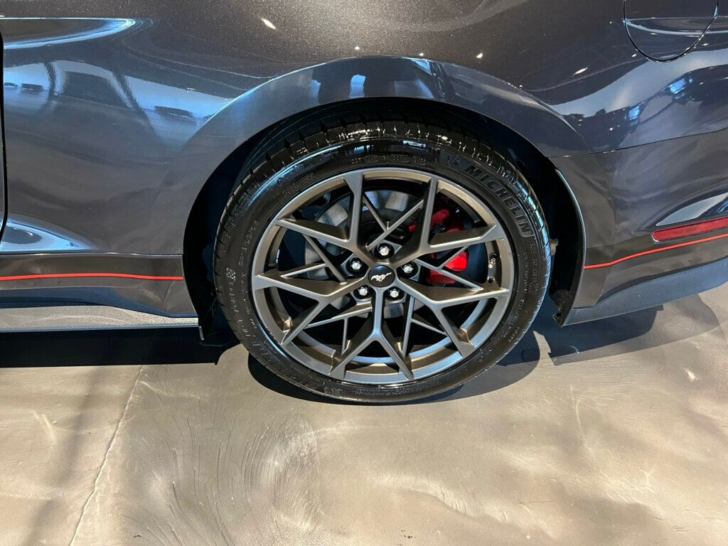 2022 Ford Mustang Mach 1 photo 11