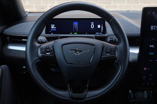 2022 Ford Mustang Mach-E GT - 23050884 - 30