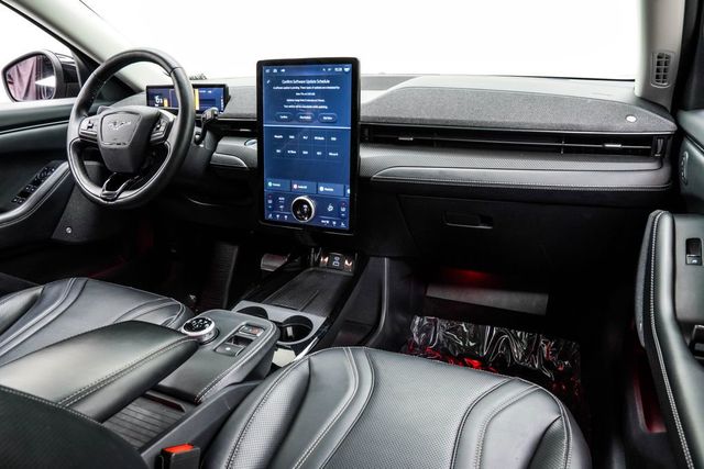 2022 Ford Mustang Mach-E Premium AWD - 23060365 - 21