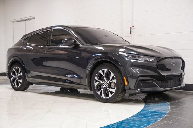 2022 Ford Mustang Mach-E