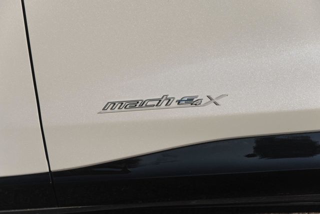2022 Ford Mustang Mach-E Premium AWD - 22268806 - 82