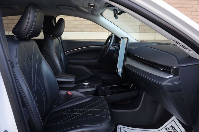 2022 Ford Mustang Mach-E Select - 23081994 - 25