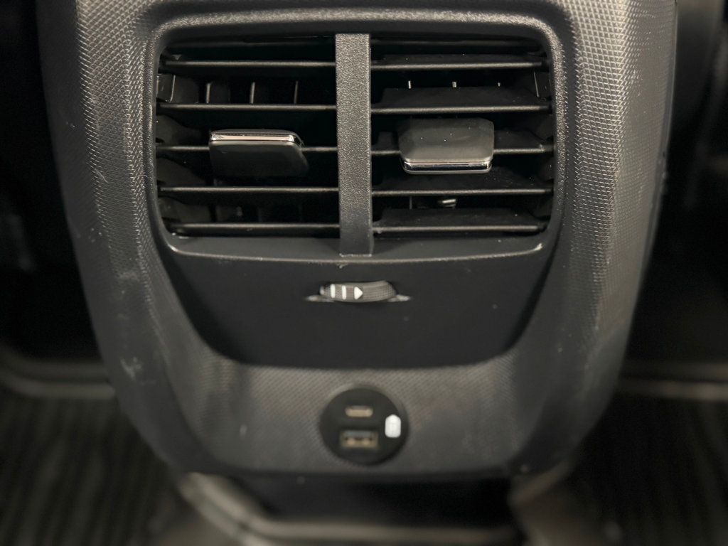 2022 Ford Mustang Mach-E Select photo 29