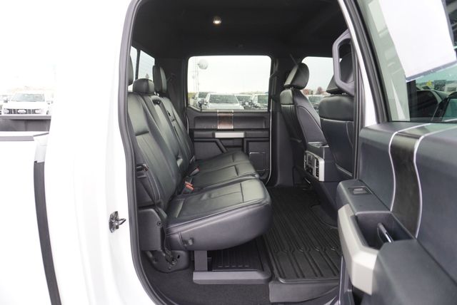 2022 Ford SUPER DUTY F-250 LARIAT - 22932292 - 26