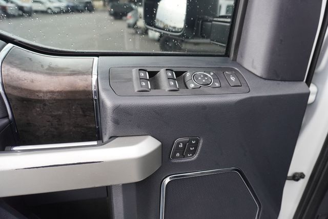 2022 Ford SUPER DUTY F-250 LARIAT - 22932292 - 29