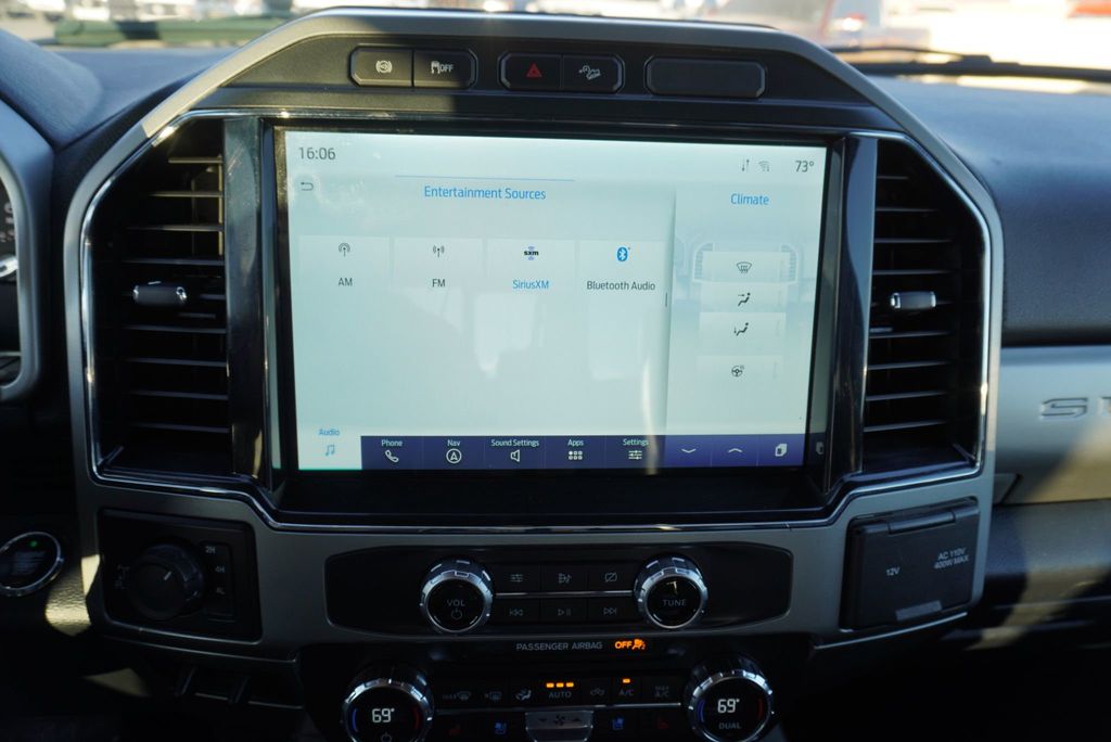 2022 Ford SUPER DUTY F-250 LARIAT - 22942035 - 35