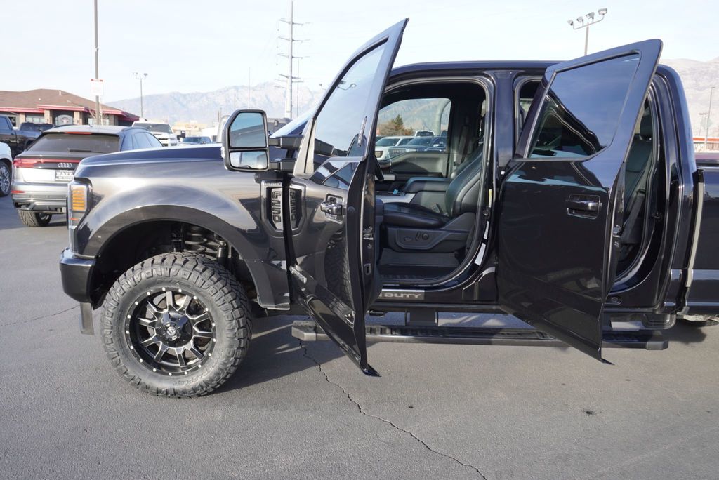 2022 Ford SUPER DUTY F-250 LARIAT - 22944754 - 24