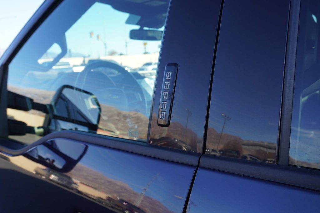 2022 Ford SUPER DUTY F-250 LARIAT - 22946163 - 21