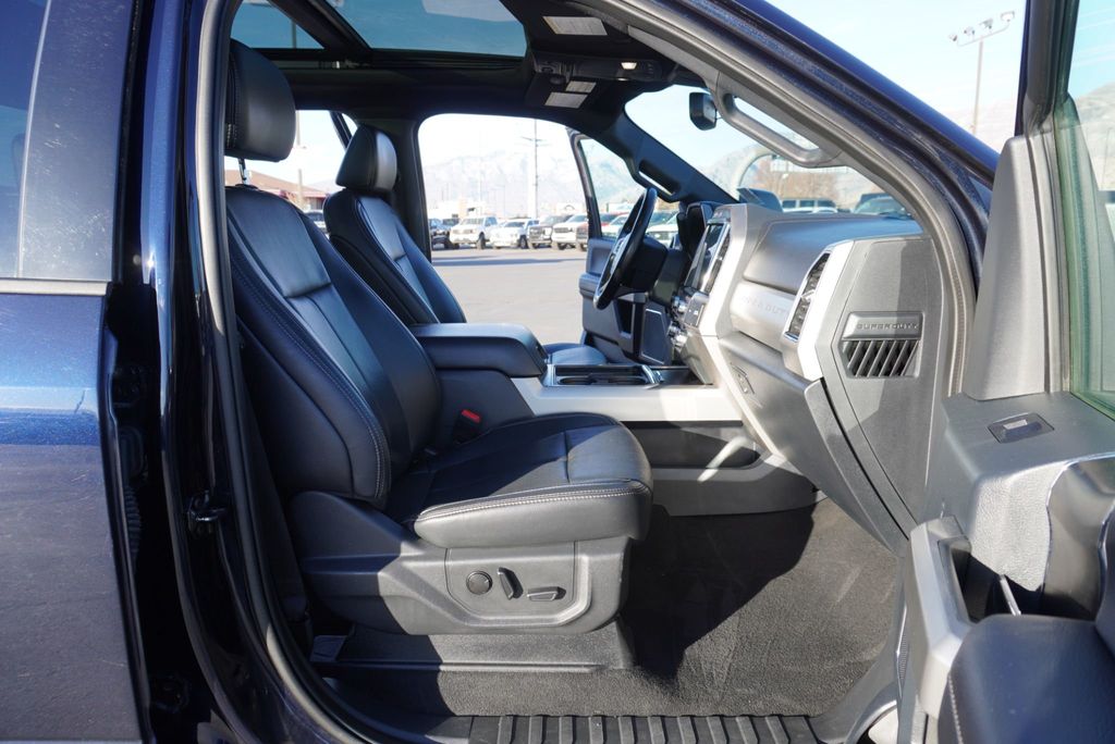 2022 Ford SUPER DUTY F-250 LARIAT - 22946163 - 25