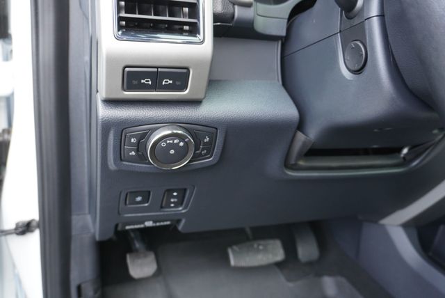 2022 Ford SUPER DUTY F-250 LARIAT - 22953172 - 30