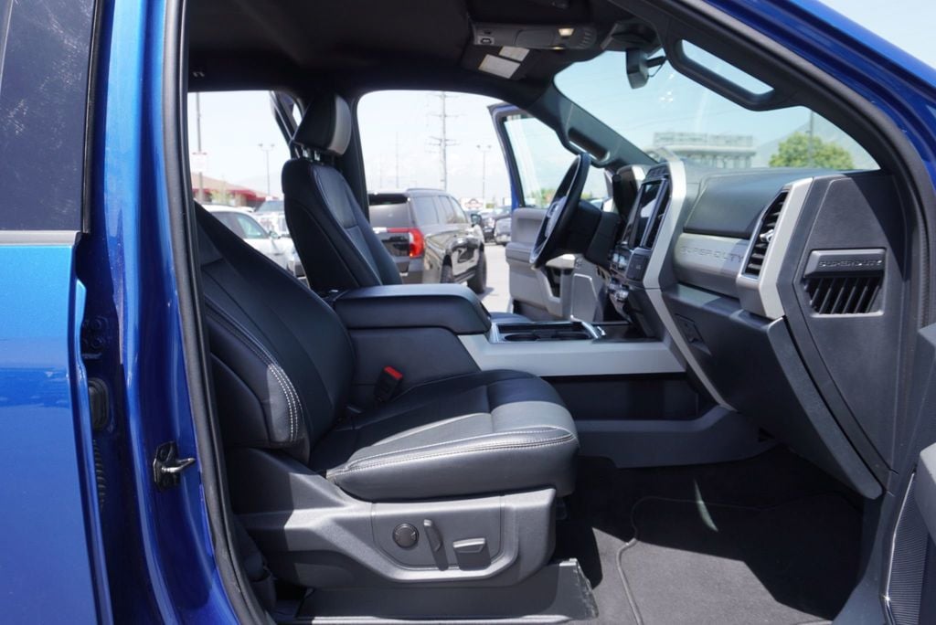 2022 Ford SUPER DUTY F-250 LARIAT FX4 - 22910182 - 25