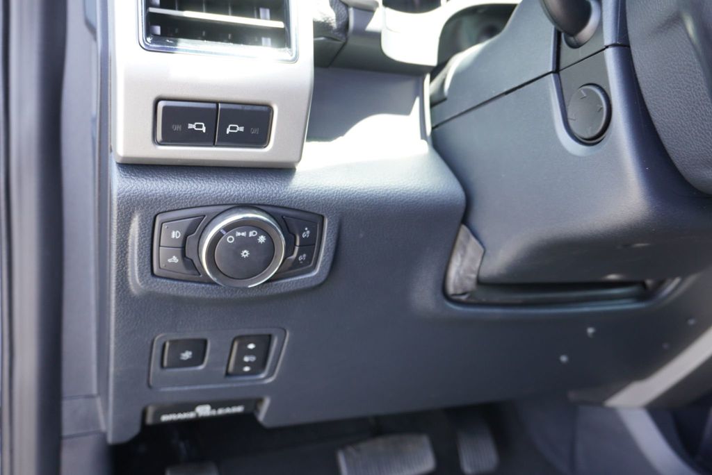 2022 Ford SUPER DUTY F-250 LARIAT FX4 - 22910182 - 30