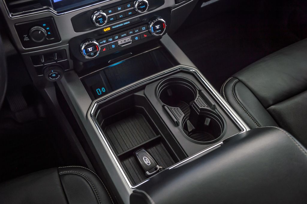 2022 Ford Super Duty F-250 SRW F250 SUPERDUTY LARIAT - DIESEL - NAV - BACKUP CAM - 5TH WHEEL - 22992821 - 31