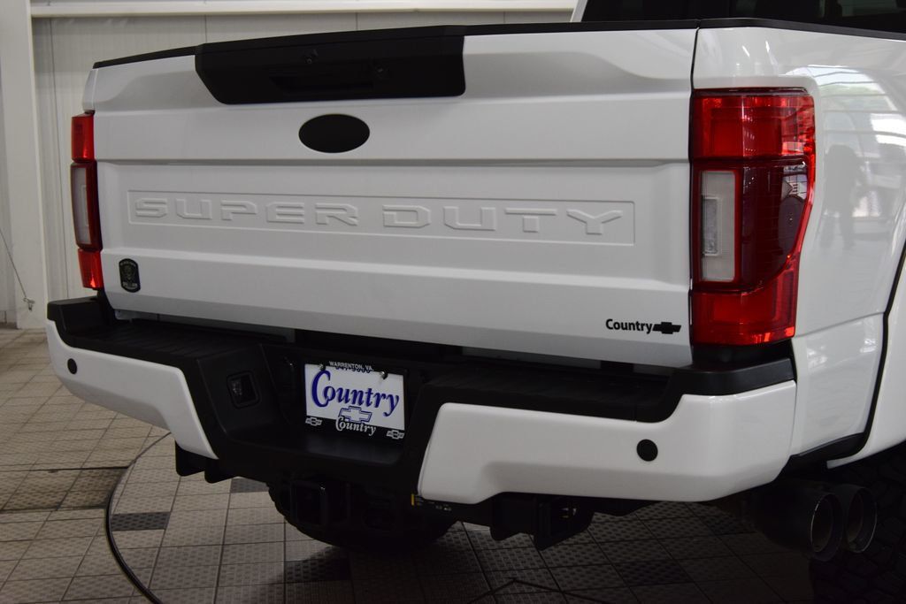 2022 Ford Super Duty F-250 SRW Lariat - 23044201 - 22