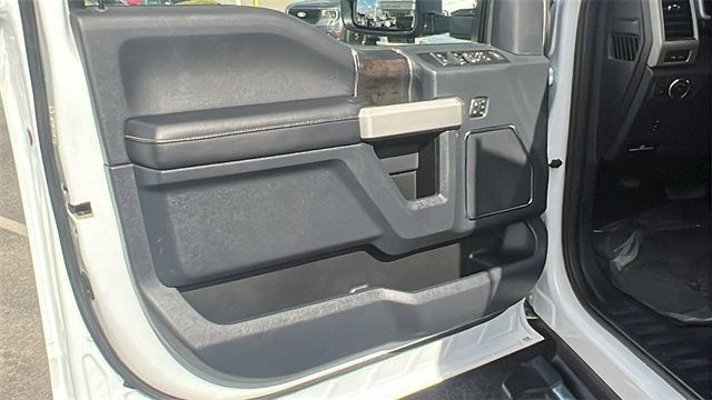 2022 Ford Super Duty F-250 SRW Lariat - 22927738 - 16