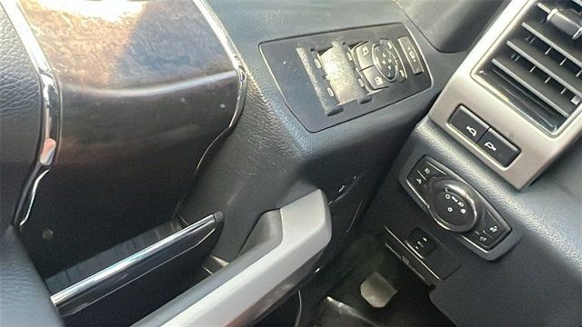 2022 Ford Super Duty F-250 SRW Lariat - 22927738 - 34