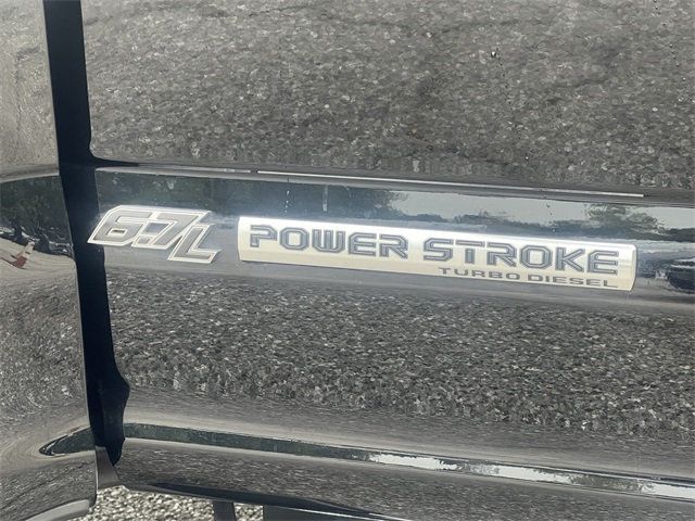 2022 Ford F-250 Lariat photo 11