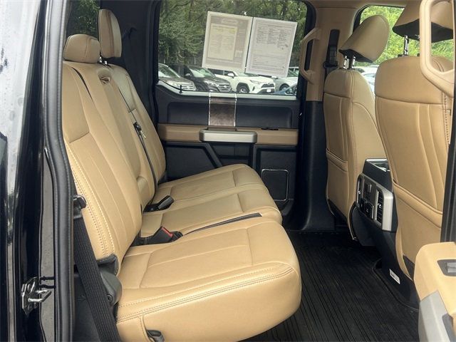 2022 Ford F-250 Lariat photo 22