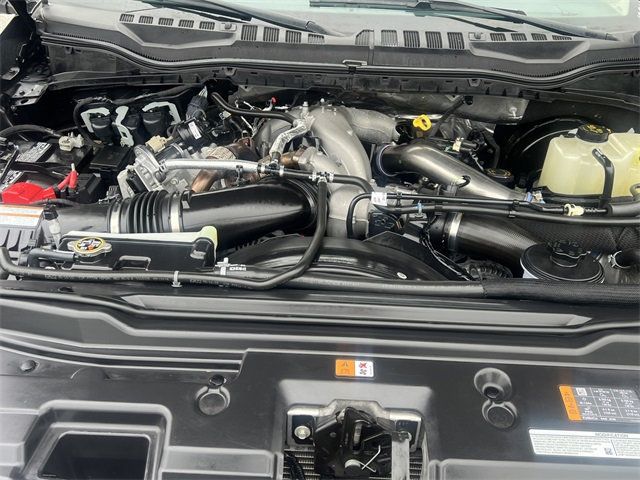 2022 Ford F-250 Lariat photo 24