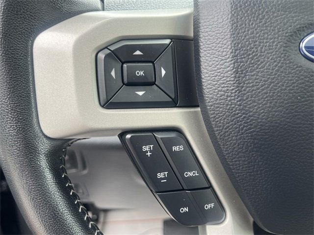 2022 Ford F-250 Lariat photo 27