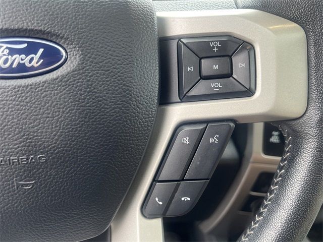 2022 Ford F-250 Lariat photo 28