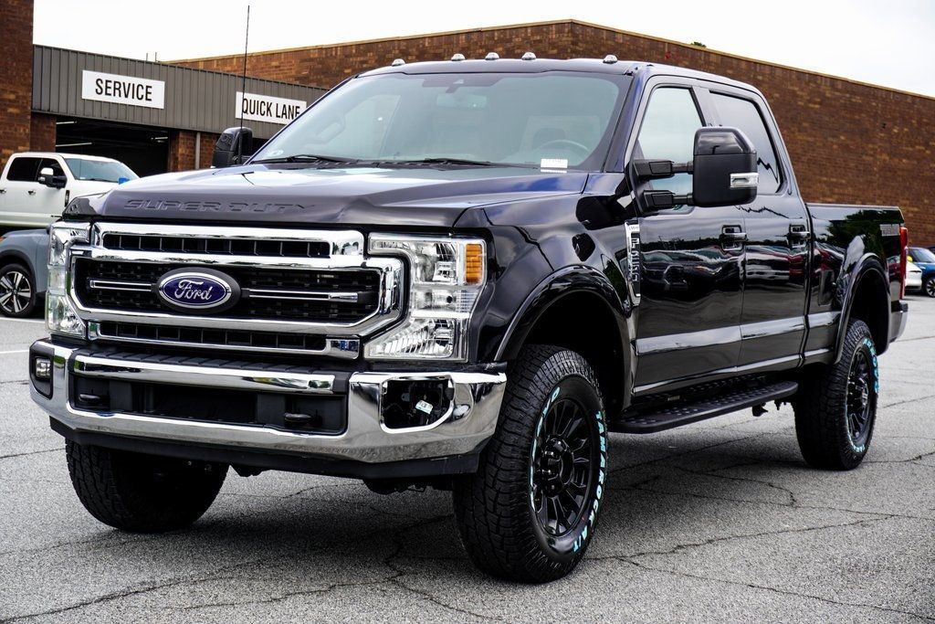 2022 Ford F-250 Lariat photo 3