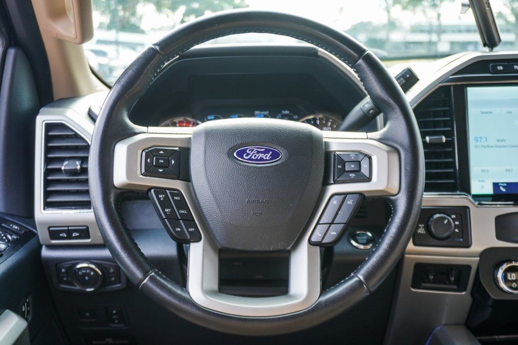 2022 Ford F-250 Lariat photo 13