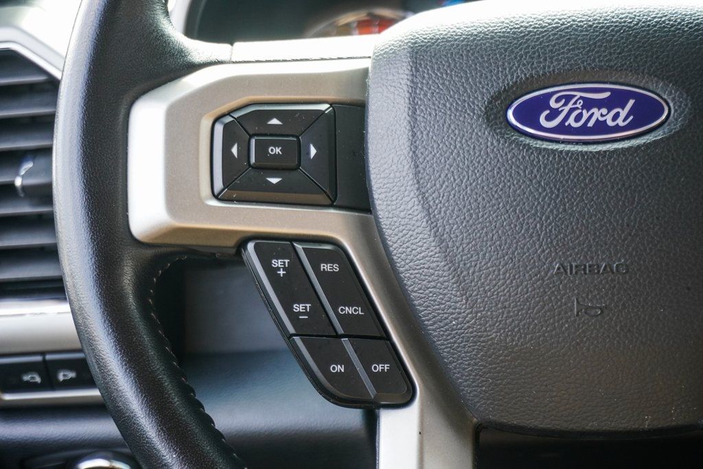 2022 Ford F-250 Lariat photo 15