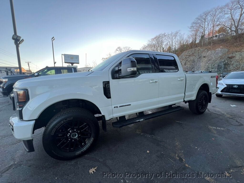 2022 Ford Super Duty F-250 SRW LARIAT 4WD Crew Cab 6.75' Box - 22645842 - 9