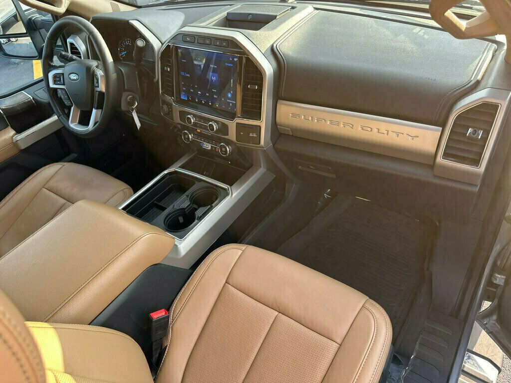2022 Ford Super Duty F-250 SRW LARIAT 4WD Crew Cab 6.75' Box - 23069686 - 9