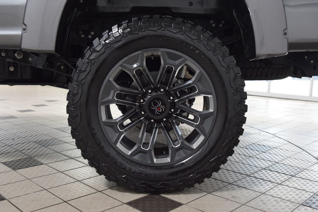 2022 Ford Super Duty F-250 SRW Lariat Ultimate FX4 Black Widow - 23055853 - 26
